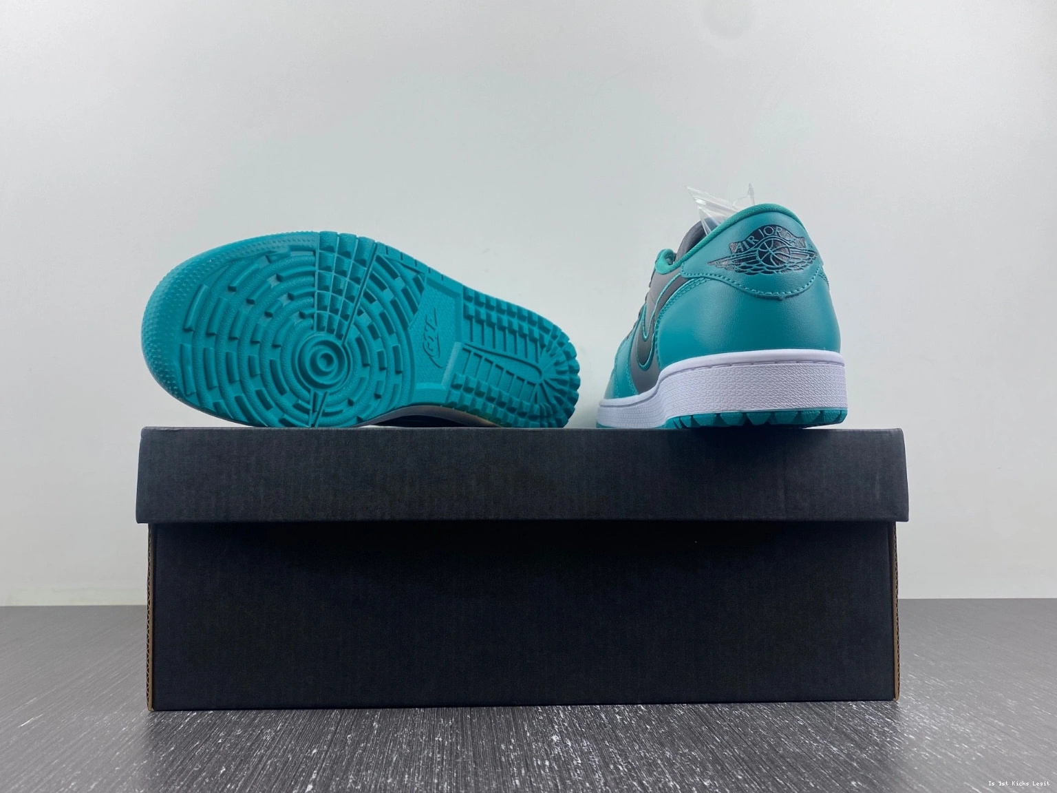 Jordan FZ3248-001 Golf Low Air 